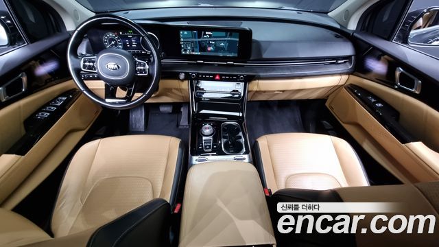 Kia Carnival — interior