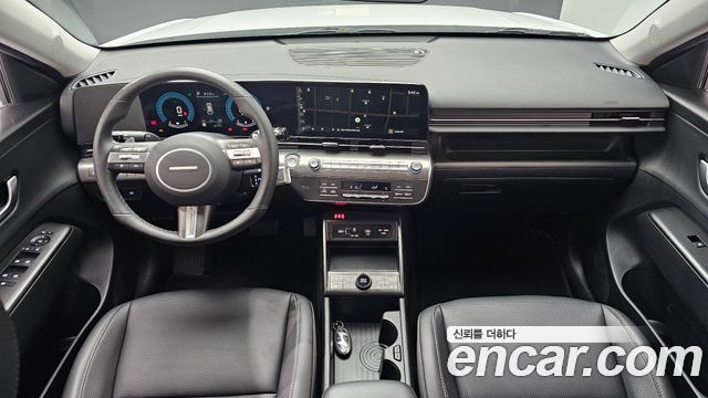 Hyundai Kona — interior