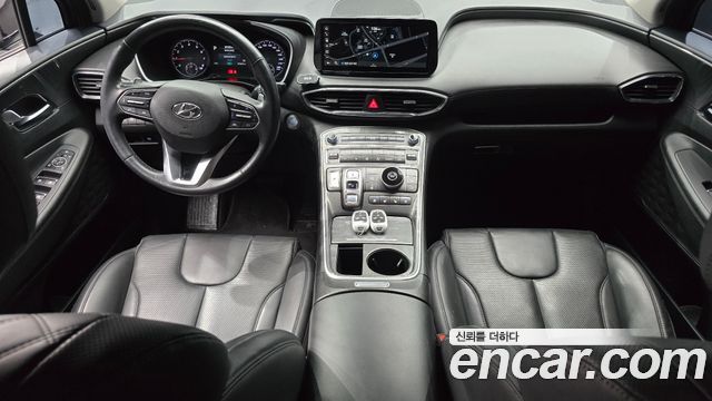 Hyundai Santa Fe — interior