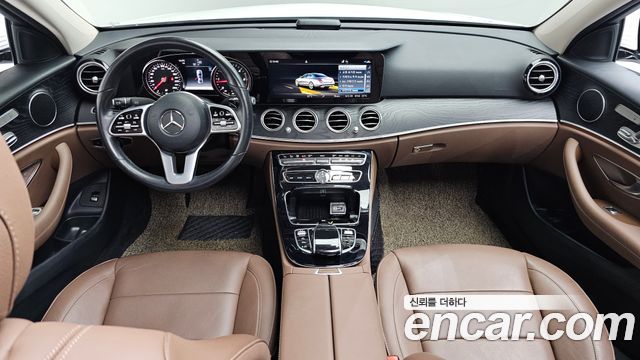 Mercedes-Benz E-Class — interior