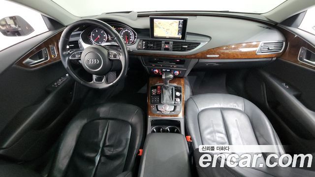 Audi A7 — interior
