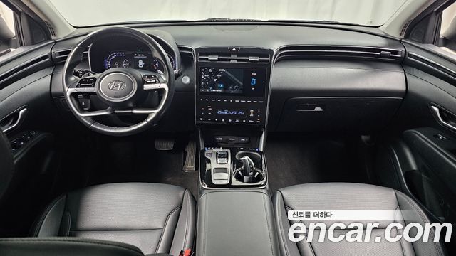 Hyundai Tucson — interior
