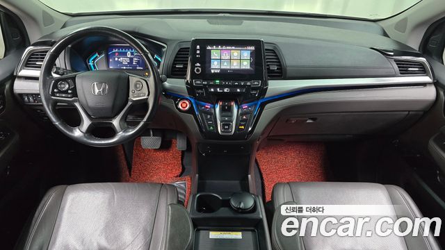 Honda Odyssey — interior