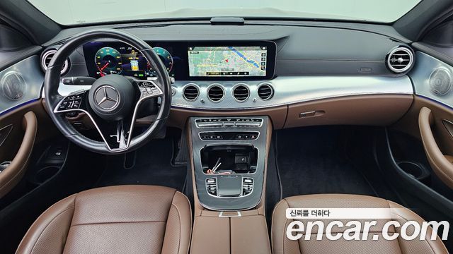 Mercedes-Benz E-Class — interior