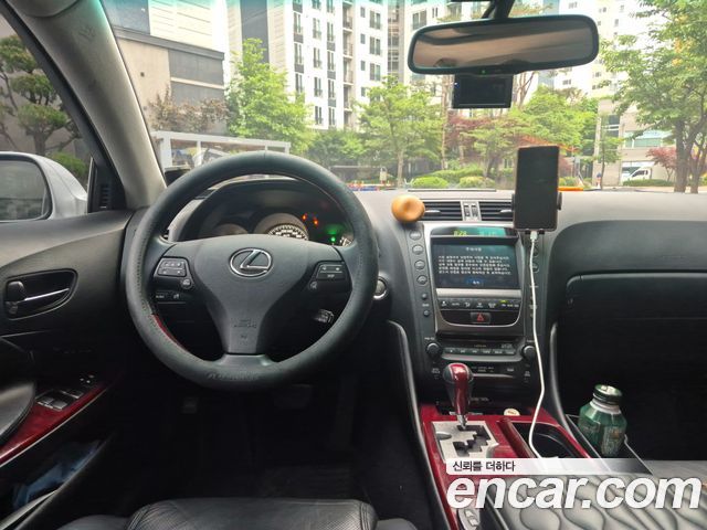 Lexus GS — interior