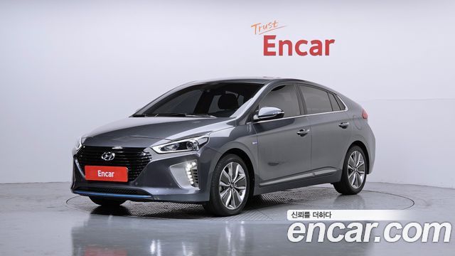Hyundai Ioniq — exterior