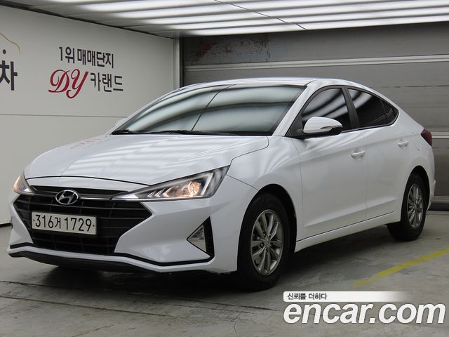 Hyundai Avante — exterior