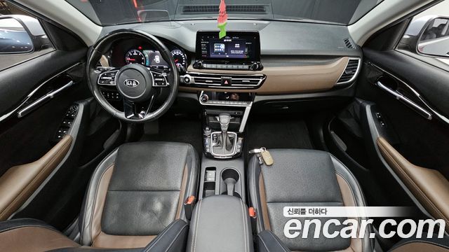 Kia Seltos — interior
