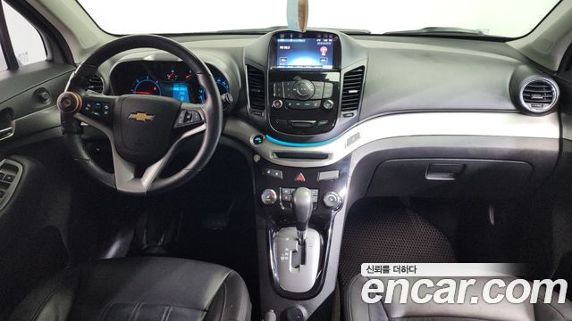 Chevrolet Korea Orlando — interior