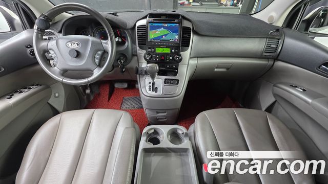 Kia Carnival — interior