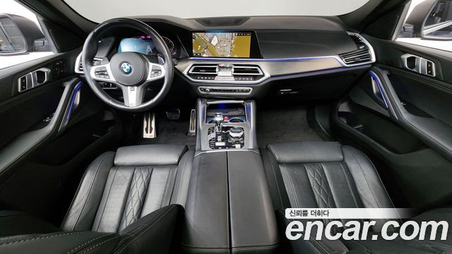 BMW X6 — interior