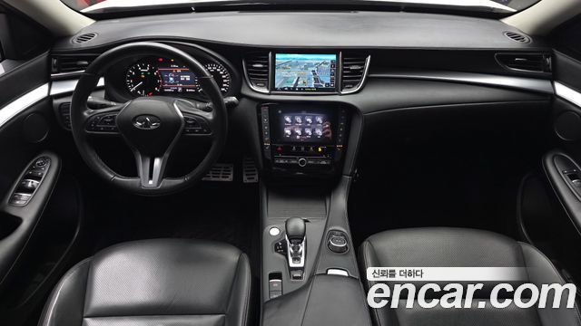 Infiniti QX50 — interior