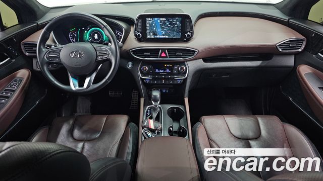 Hyundai Santa Fe — interior