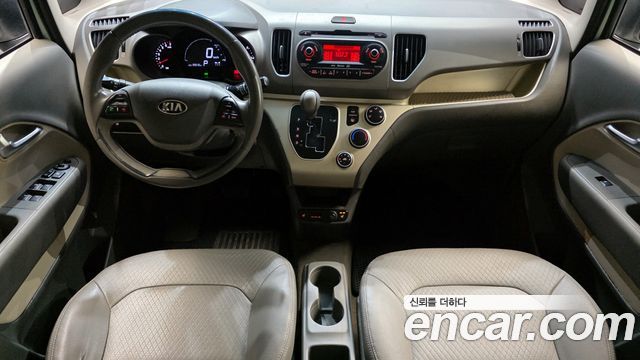 Kia Ray — interior
