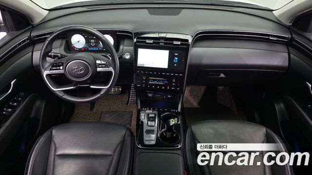 Hyundai Tucson — interior