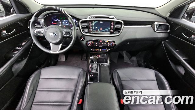 Kia Sorento — interior