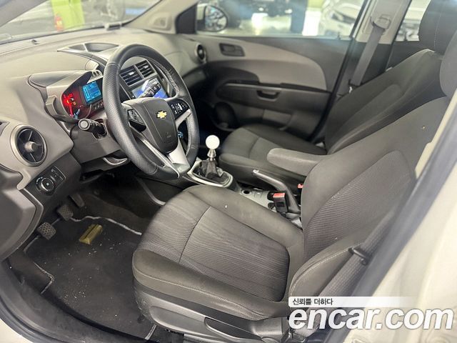 Chevrolet Korea Aveo — interior