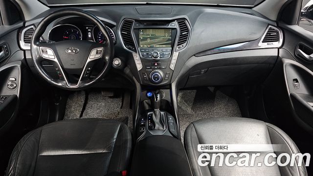 Hyundai Maxcruz — interior