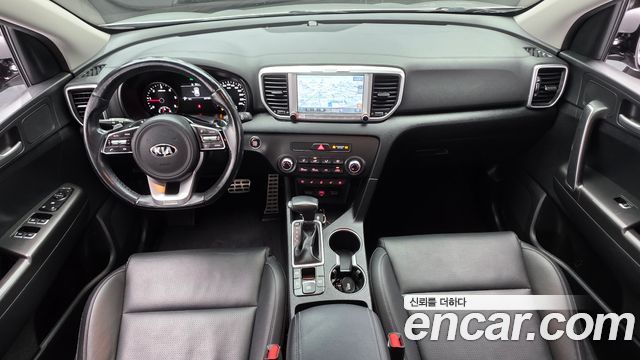 Kia Sportage — interior