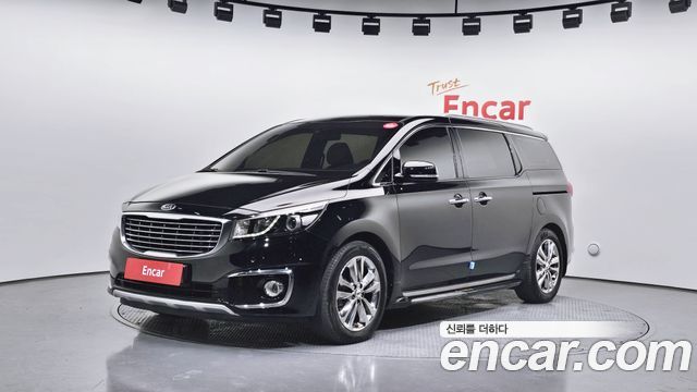 Kia Carnival — exterior