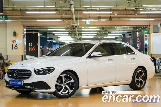 Mercedes-Benz E-Class — exterior