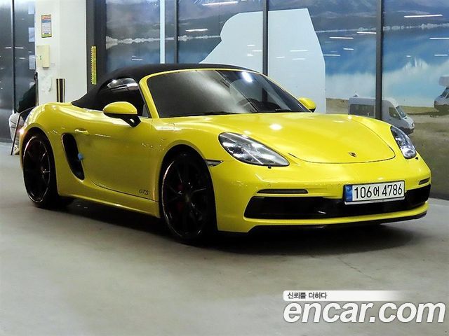 Porsche 718 — exterior