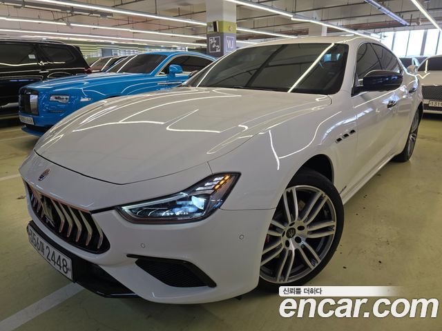 Maserati Ghibli — exterior