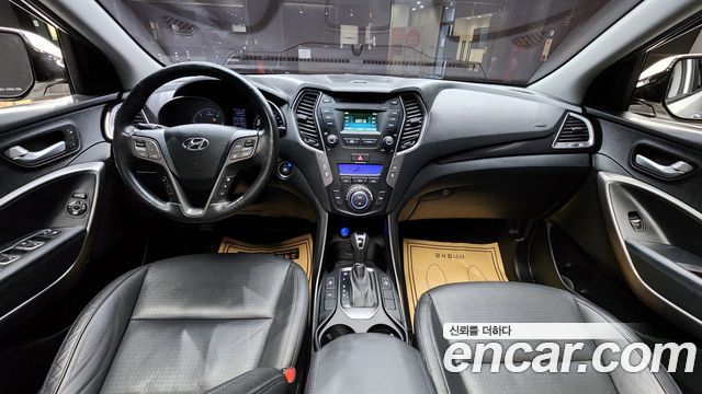 Hyundai Maxcruz — interior