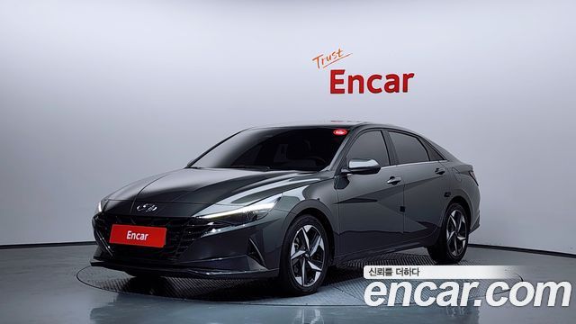 Hyundai Avante — exterior