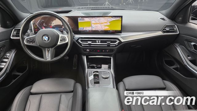 BMW 3 Series — interior