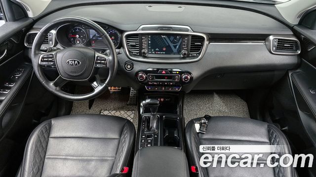 Kia Sorento — interior