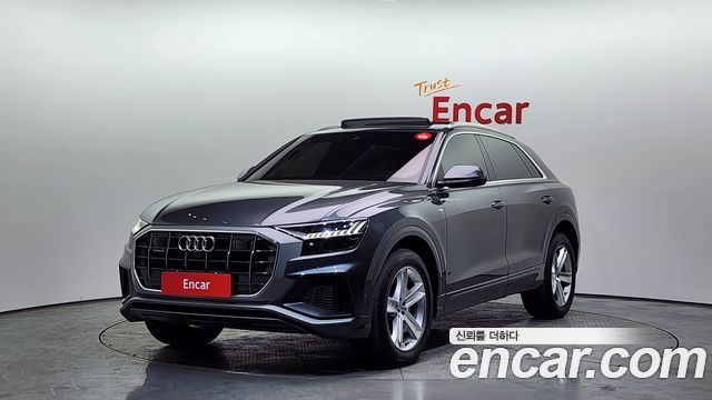 Audi Q8