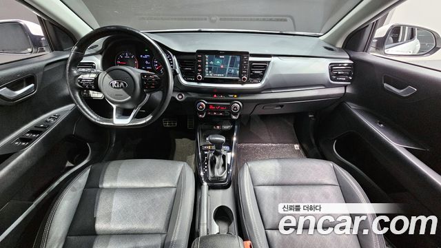 Kia Stonic — interior