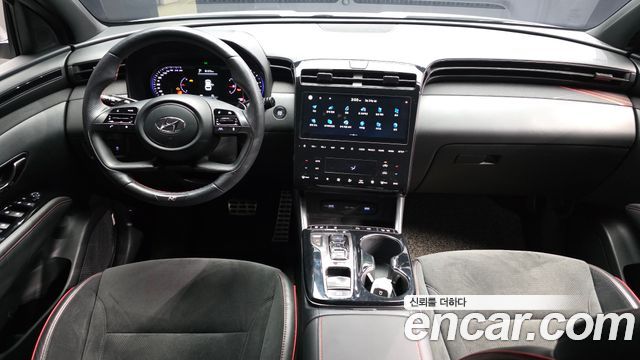 Hyundai Tucson — interior
