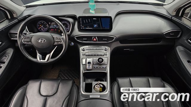 Hyundai Santa Fe — interior