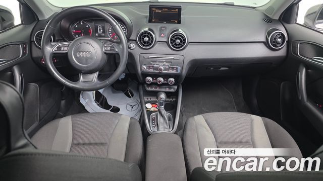 Audi A1 — interior
