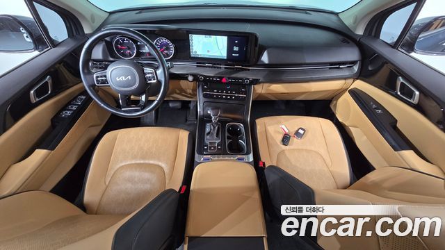 Kia Carnival — interior