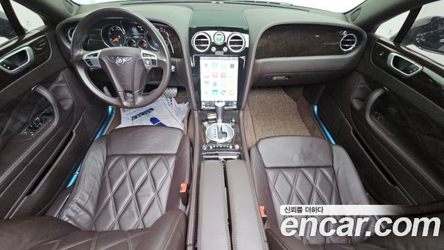 Bentley Flying Spur — interior