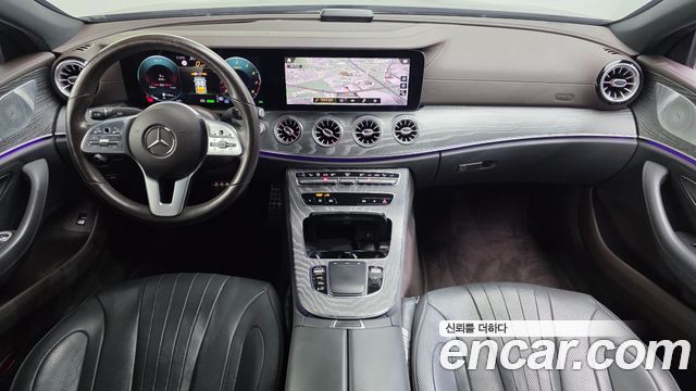 Mercedes-Benz CLS-Class — interior