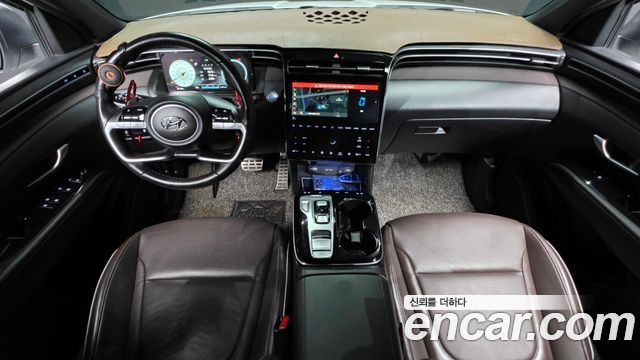 Hyundai Tucson — interior