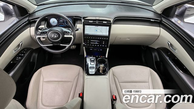 Hyundai Tucson — interior