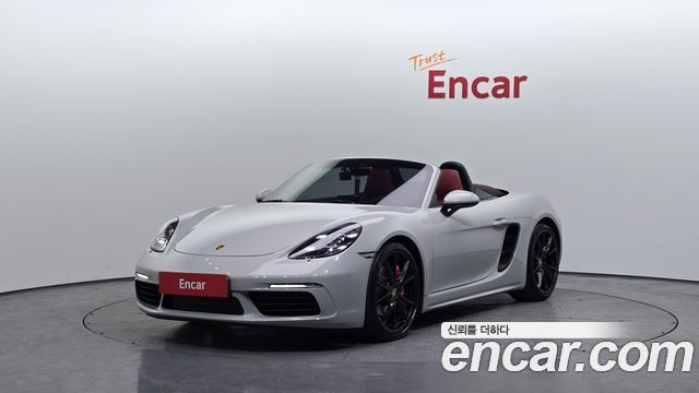 Porsche 718 — exterior