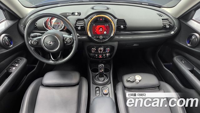 MINI Clubman — interior