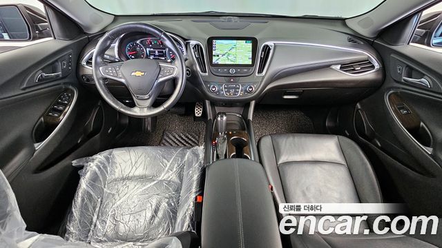 Chevrolet Korea Malibu — interior