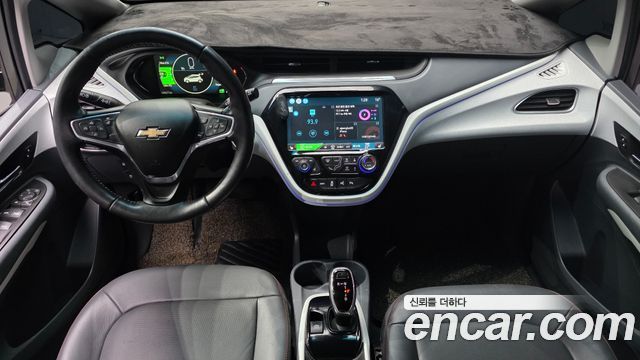 Chevrolet Korea Bolt EV — interior