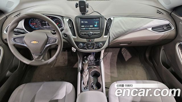 Chevrolet Korea Malibu — interior