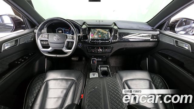 KG Mobility Rexton — interior