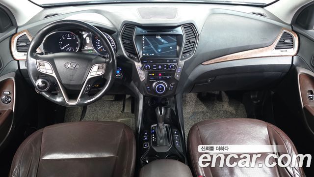 Hyundai Maxcruz — interior