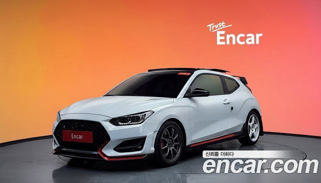 Hyundai Veloster — exterior