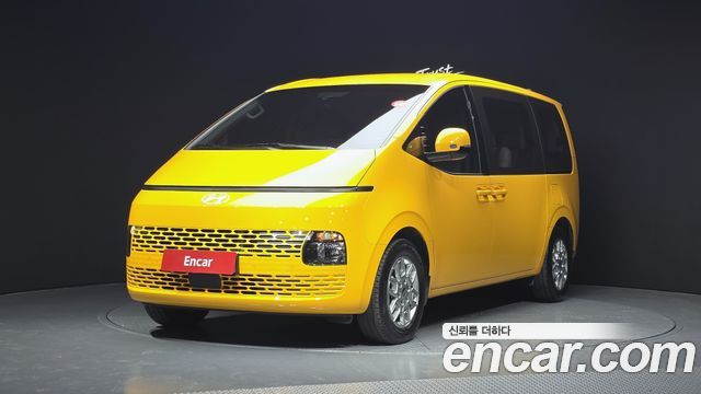 Hyundai Staria — exterior